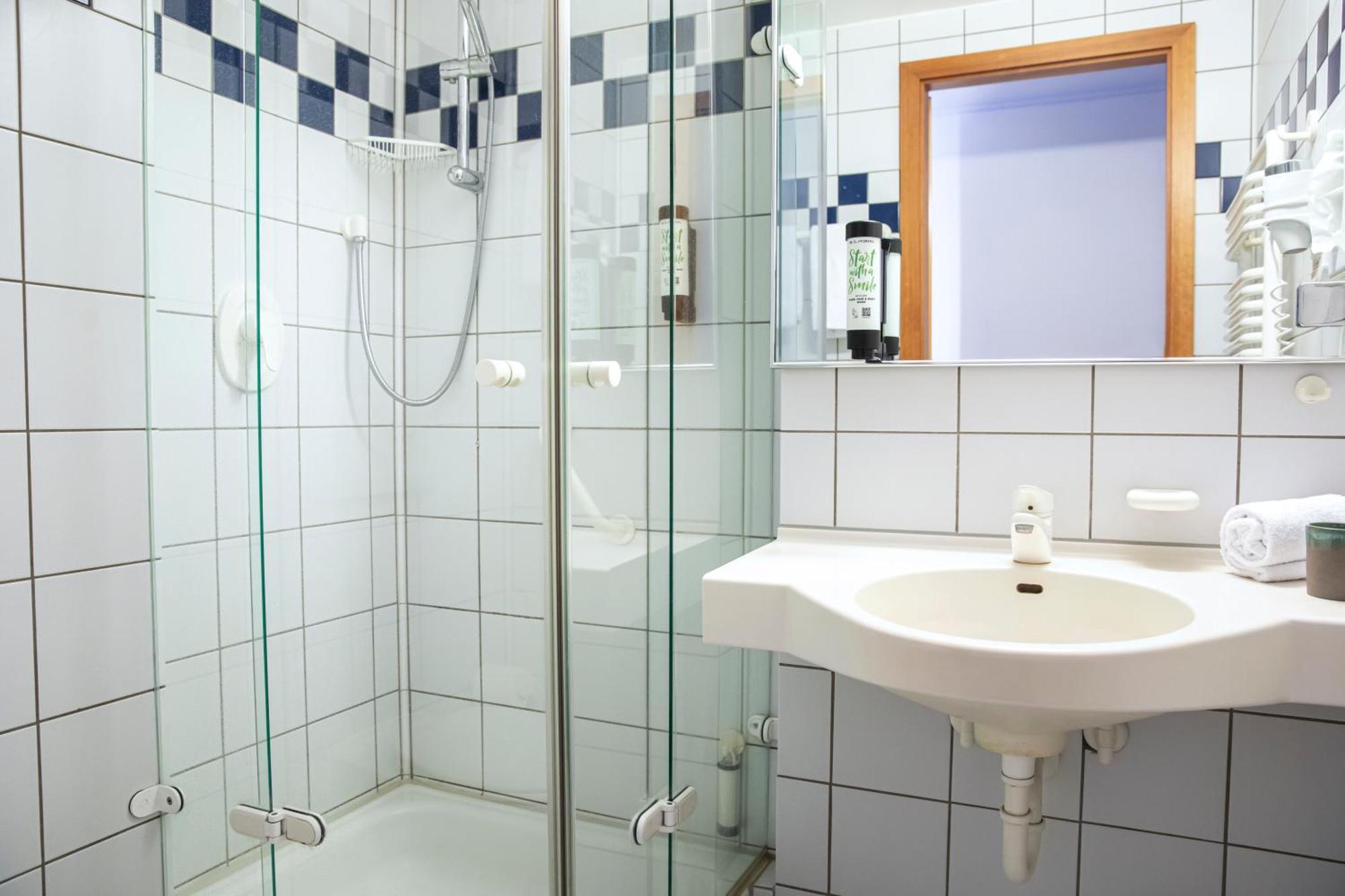 Roomingtons Karoli Waldkirchen Exteriör bild