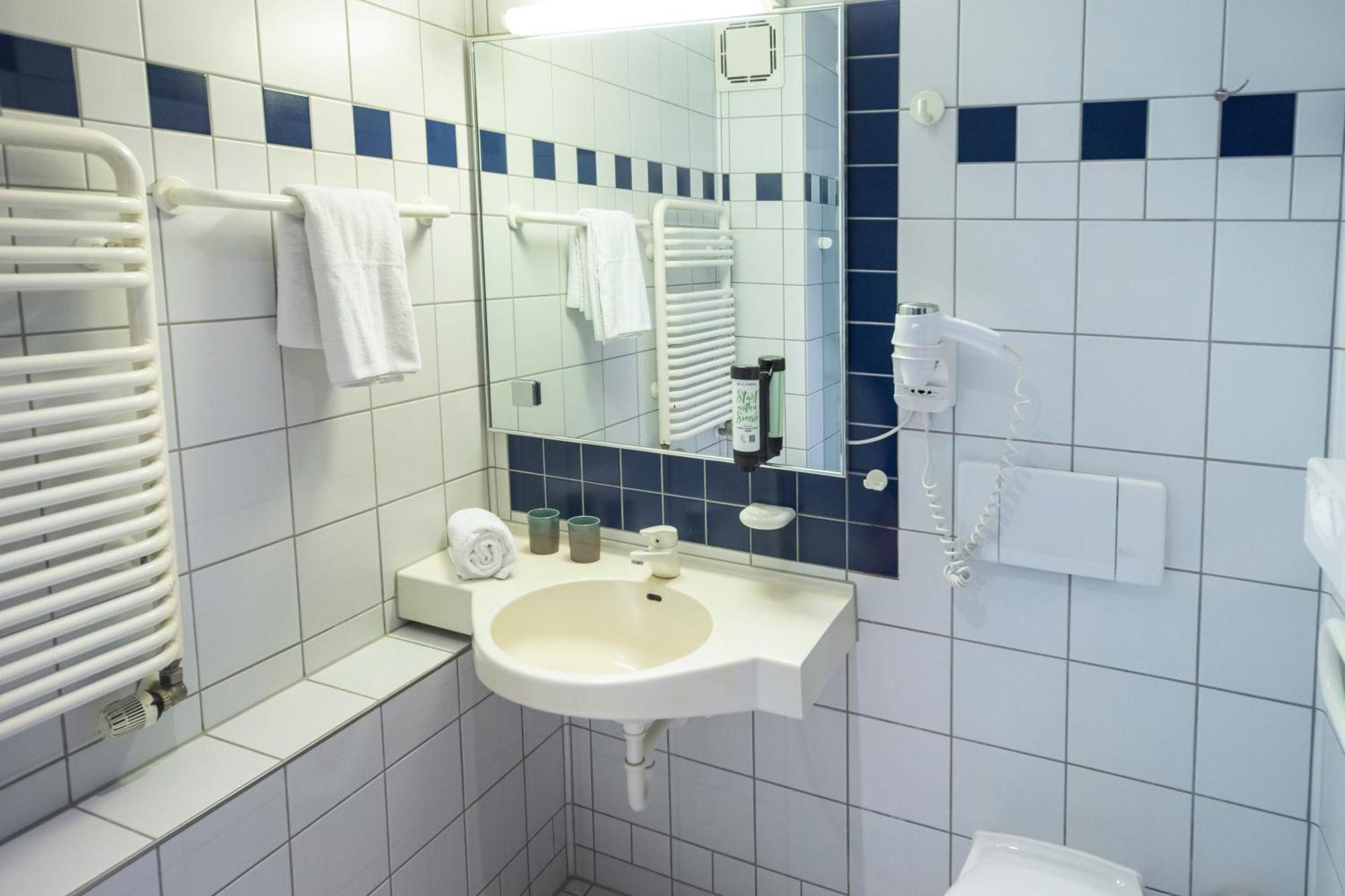 Roomingtons Karoli Waldkirchen Exteriör bild