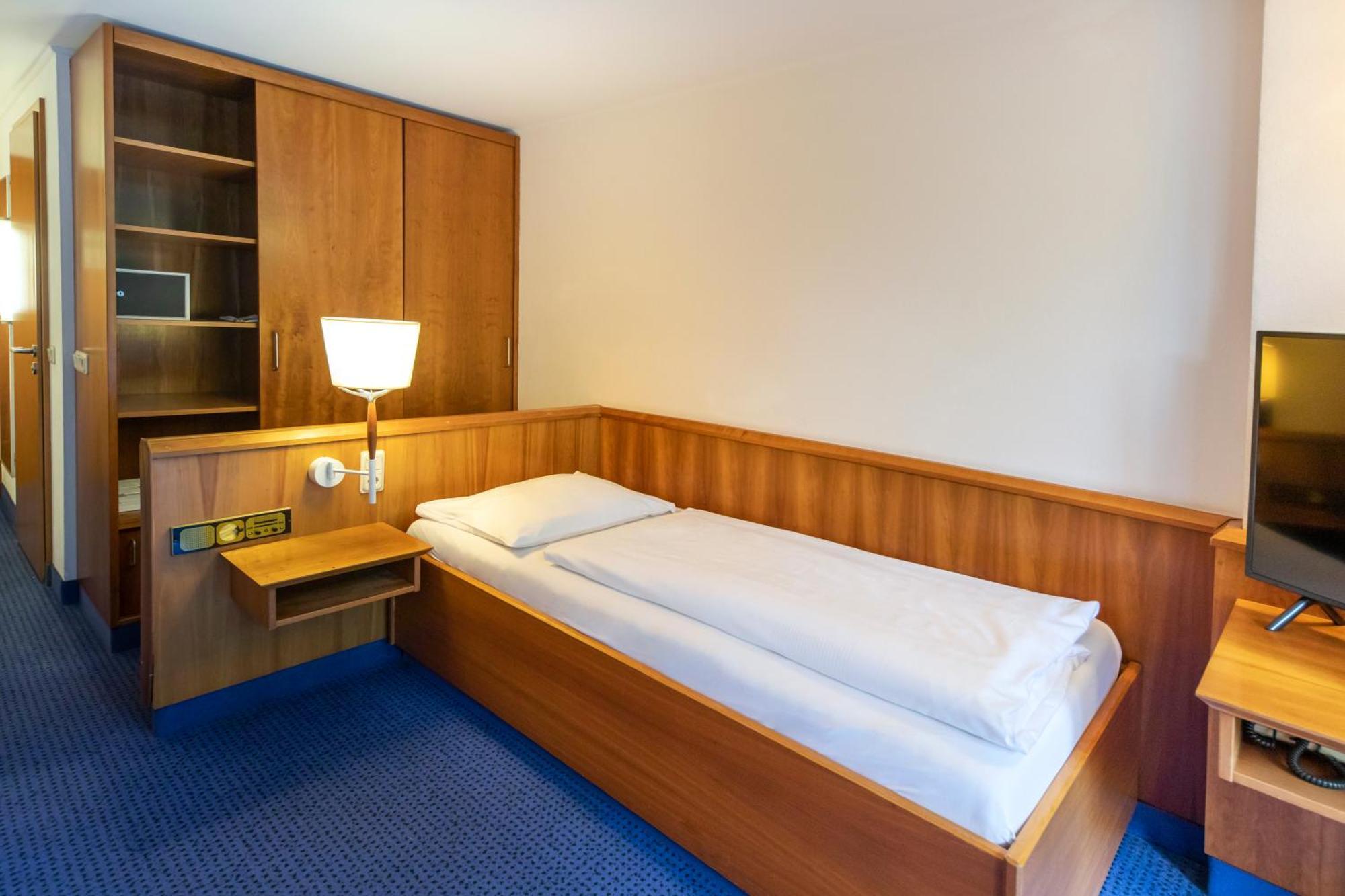 Roomingtons Karoli Waldkirchen Exteriör bild