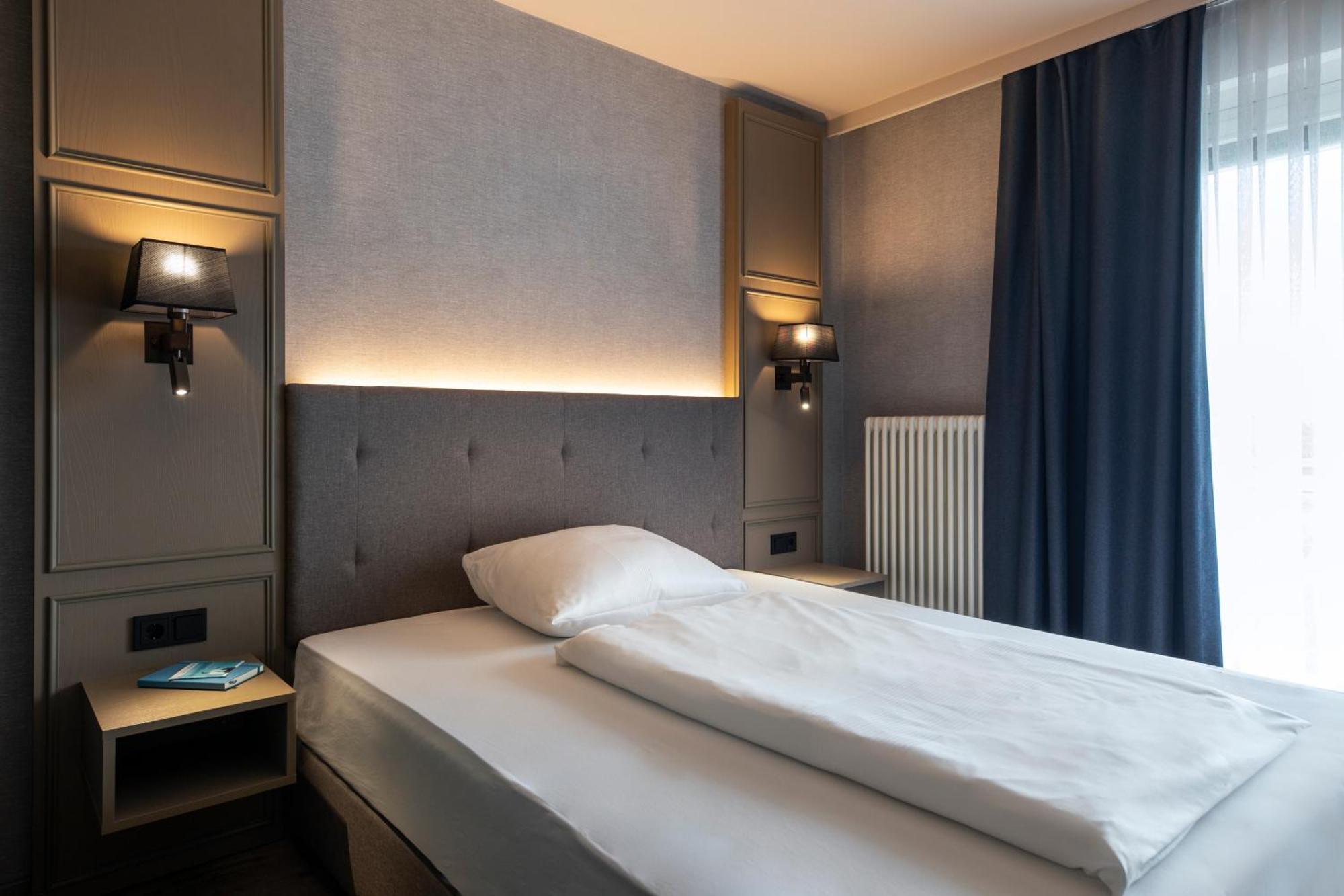 Roomingtons Karoli Waldkirchen Exteriör bild