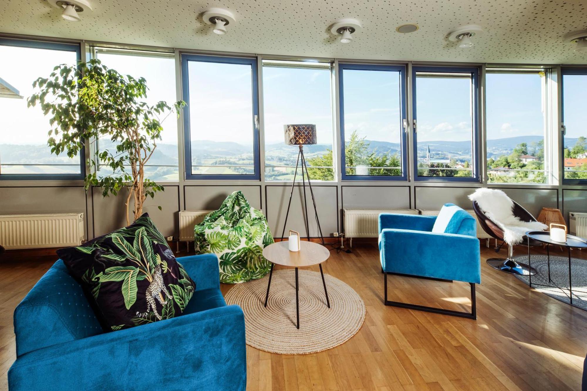 Roomingtons Karoli Waldkirchen Exteriör bild