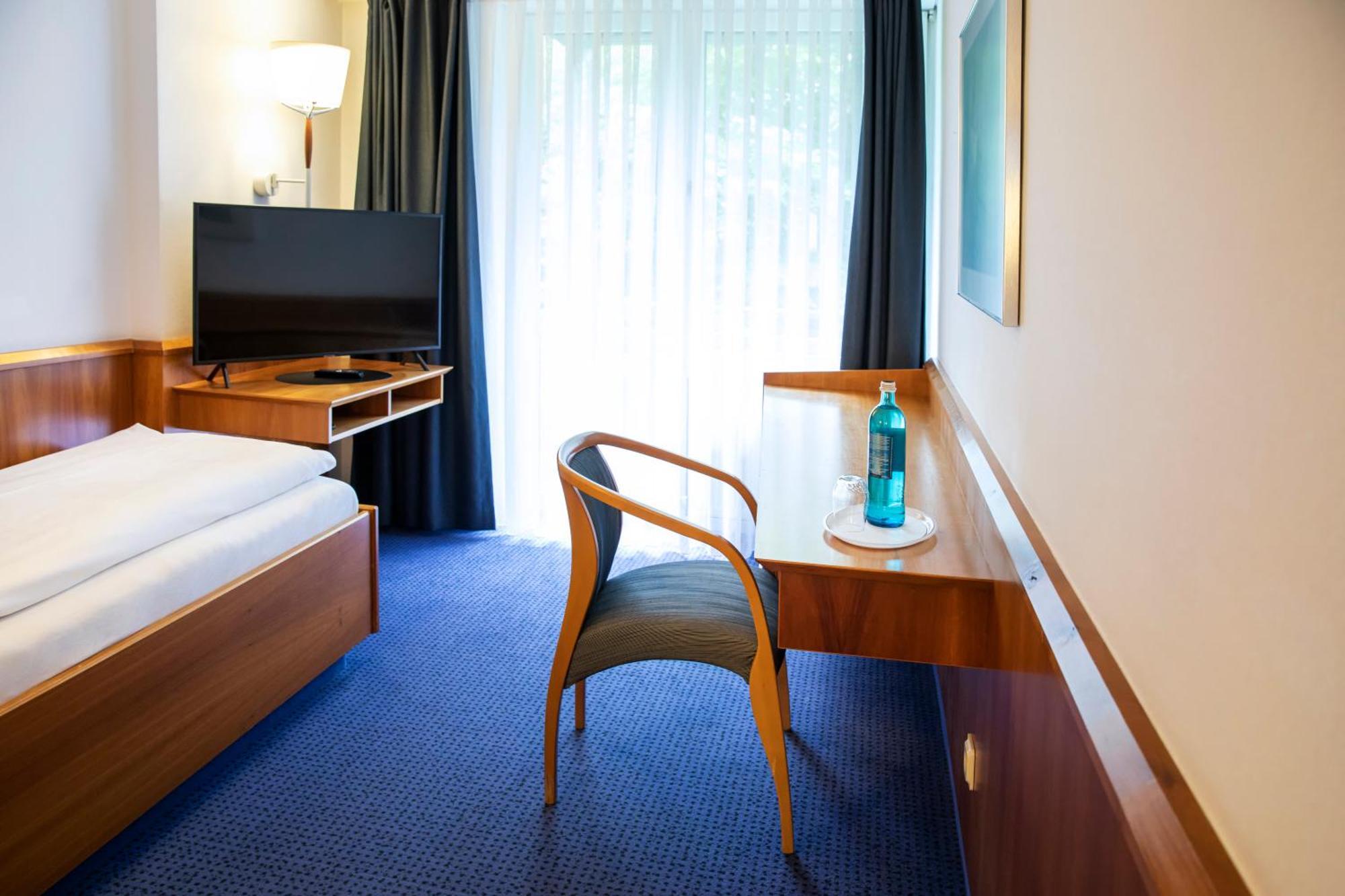 Roomingtons Karoli Waldkirchen Exteriör bild