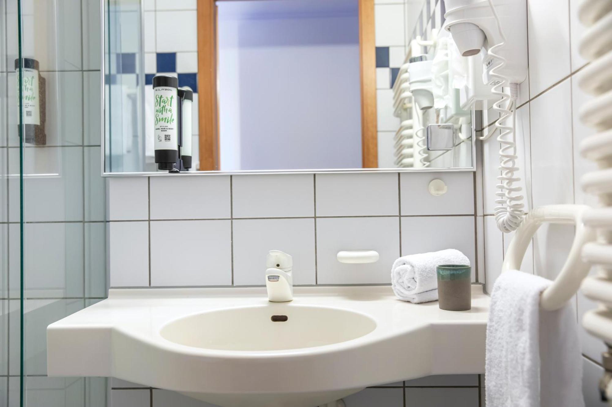 Roomingtons Karoli Waldkirchen Exteriör bild
